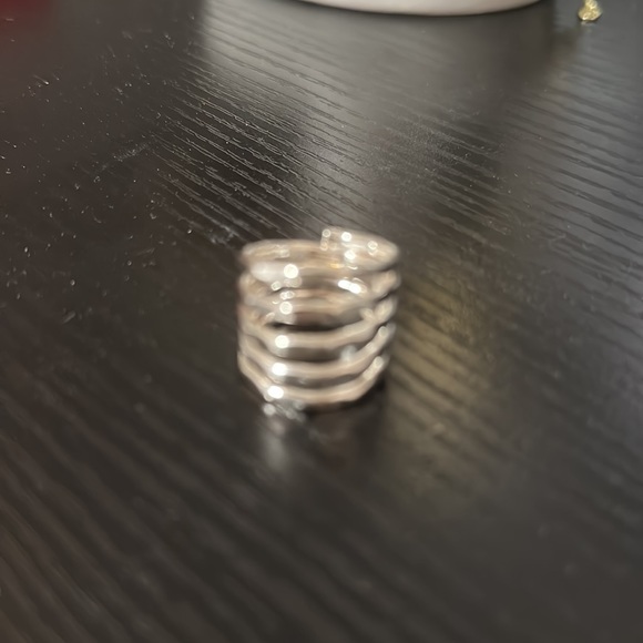 Silver ring - Picture 2 of 2